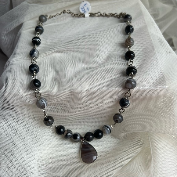 Genuine Agate Gemstone Bead Teardrop Necklace NWT - Picture 6 of 13